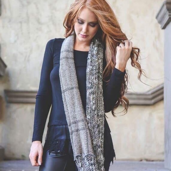 Winter Lemmon Accessories - 2 Scarves Winter Lemmon Accessories - 2 Scarves